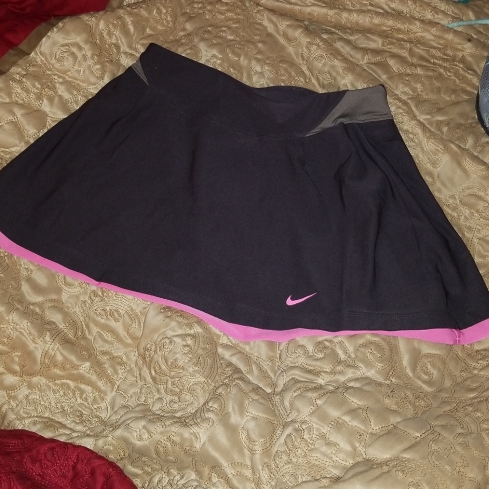 Nike Dri-Fit Run Skirt, lined with shorts, XS